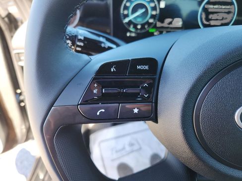 New 2026 Hyundai Elantra Limited image 23