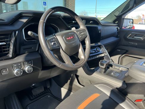 Used 2022 GMC Sierra 1500 AT4 image 16