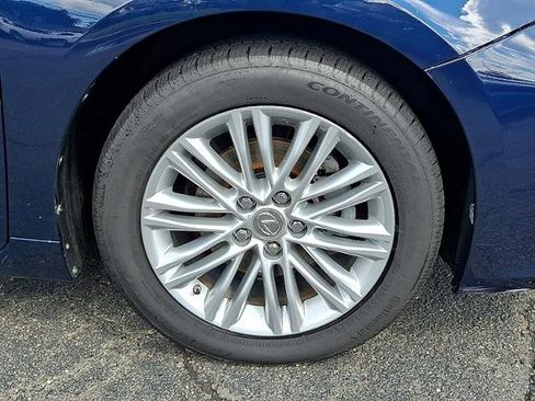Used 2014 Lexus ES 350 w/ Luxury Package FWD image 27