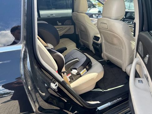 Used 2020 Mercedes-Benz GLS 450 4MATIC image 19