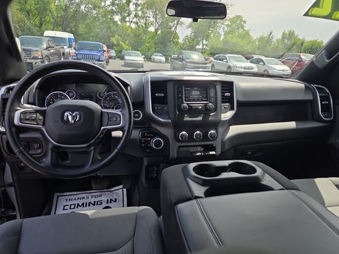 Used 2022 RAM 1500 Big Horn AWD/4WD image 14