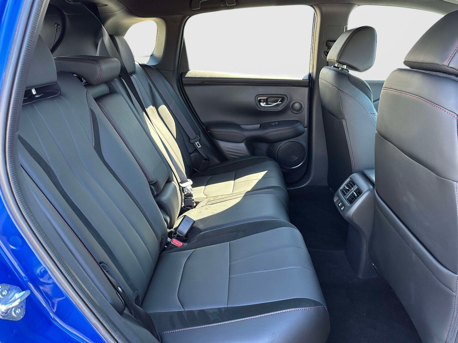 Used 2025 Acura ADX A-Spec FWD image 11