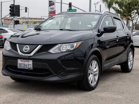 Used 2019 Nissan Rogue Sport SV image 2