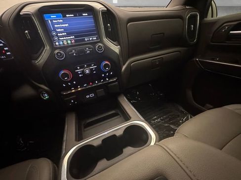 Used 2021 Chevrolet Silverado 1500 LTZ w/ Z71 Off-Road Package image 3