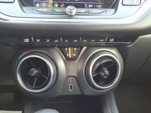 Used 2022 Chevrolet Blazer LT FWD image 21