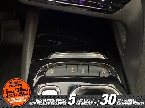 Used 2023 Buick Envision Essence FWD image 37