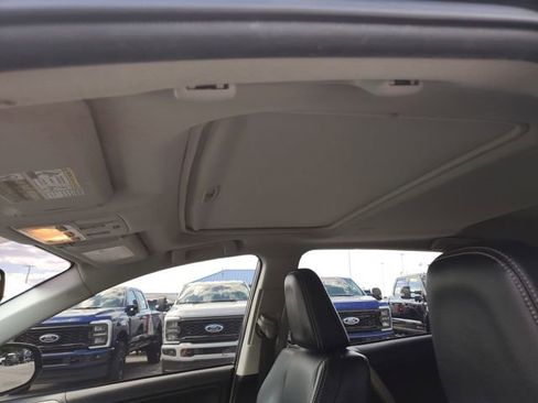 Used 2013 Toyota RAV4 Limited AWD/4WD image 27