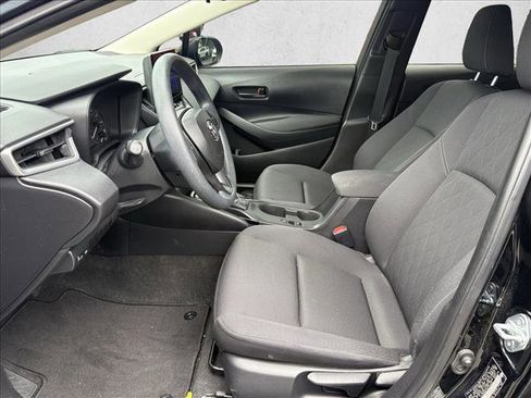 Used 2024 Toyota Corolla LE FWD image 10