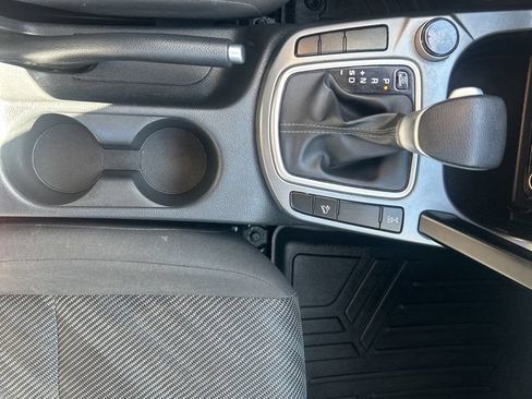 Used 2023 Kia Seltos LX AWD/4WD image 31