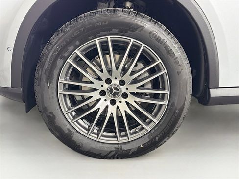 New 2026 Mercedes-Benz GLC 300 4MATIC image 33