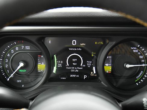 Used 2024 Jeep Wrangler Willys image 31