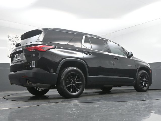 Used 2023 Chevrolet Traverse LT FWD image 40