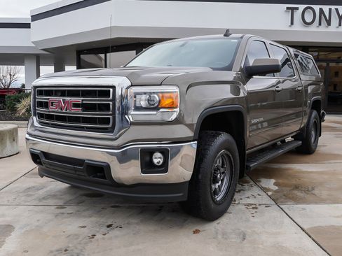 Used 2015 GMC Sierra 1500 SLE image 4
