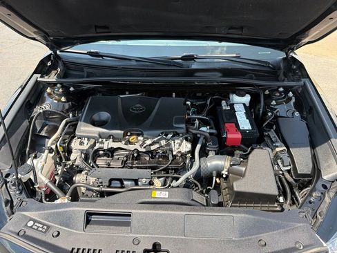 Used 2021 Toyota Camry SE FWD image 37