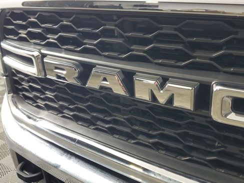 Used 2022 RAM 3500 Tradesman image 10