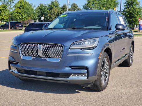 Used 2020 Lincoln Aviator Reserve w/ Elements Package Plus AWD/4WD image 2