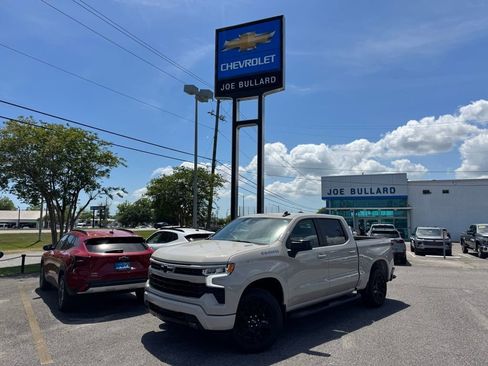 New 2026 Chevrolet Silverado 1500 RST w/ RST Select Package AWD/4WD image 1