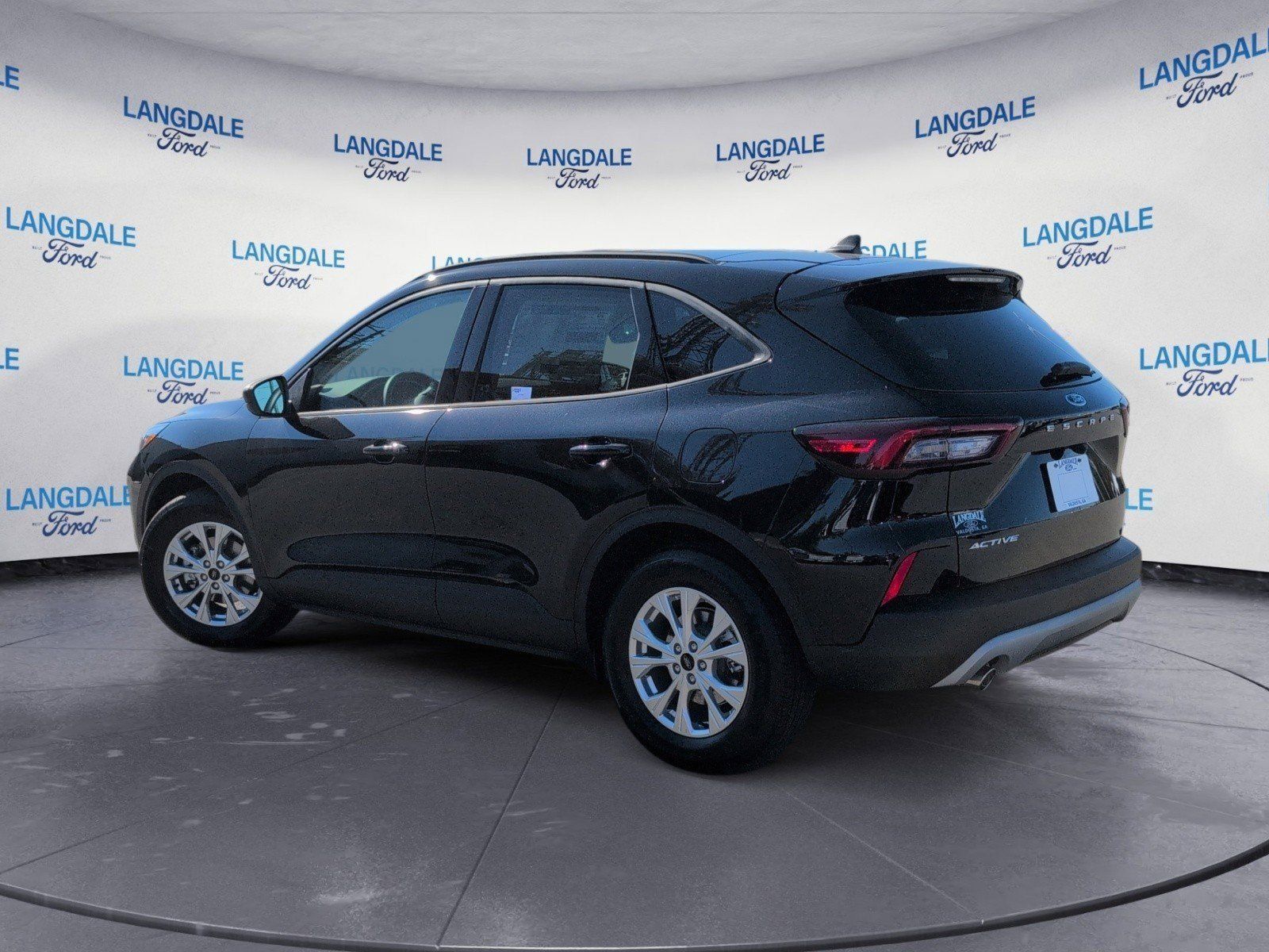 New 2026 Ford Escape Active FWD image 9