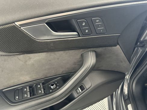 Used 2019 Audi S4 Premium Plus w/ Premium Plus Package AWD/4WD image 13
