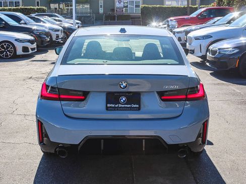 Used 2026 BMW 330i Sedan w/ M Sport Package RWD image 5
