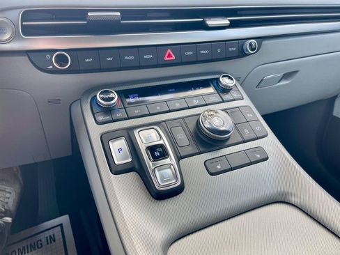 Used 2025 Hyundai Palisade SEL image 14