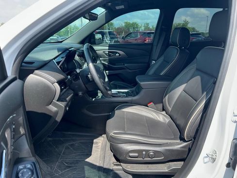 Used 2023 Chevrolet Traverse Premier w/ Redline Edition AWD/4WD image 8