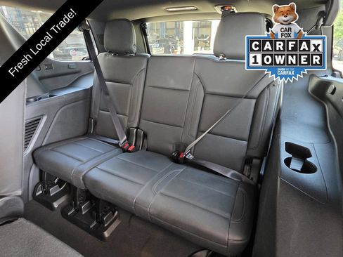 Used 2022 Chevrolet Tahoe Z71 w/ Luxury Package AWD/4WD image 17