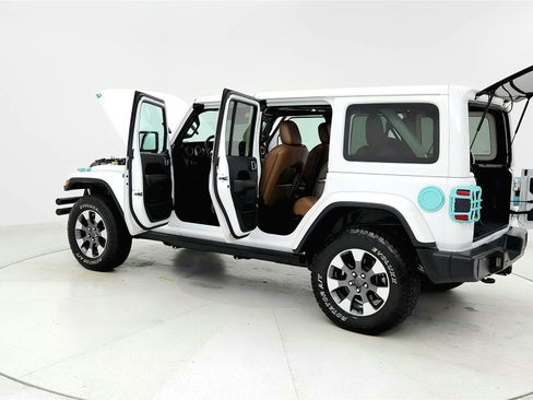 Used 2021 Jeep Wrangler Unlimited Sahara image 10