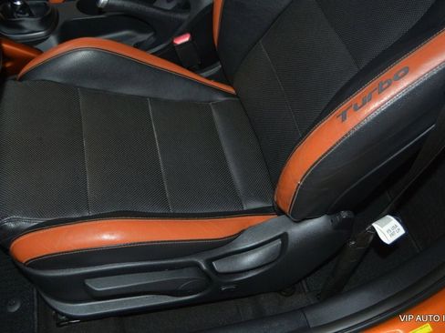 Used 2016 Hyundai Veloster Turbo w/ Option Group 04 image 16