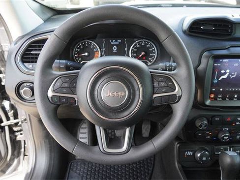 Certified 2022 Jeep Renegade Sport image 26