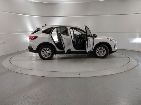 New 2026 Ford Escape Active image 8