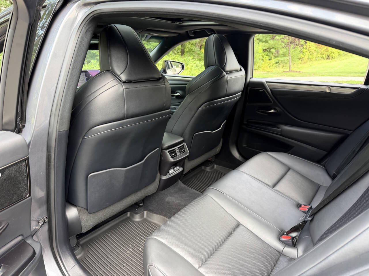 Used 2020 Lexus ES 350 F Sport w/ Accessory Package 2 FWD image 38