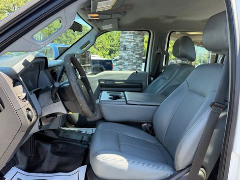 Used 2015 Ford F350 XL AWD/4WD image 9