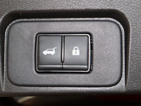 Certified 2024 Nissan Rogue SV image 22