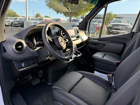 New 2026 Mercedes-Benz Sprinter 2500 image 10