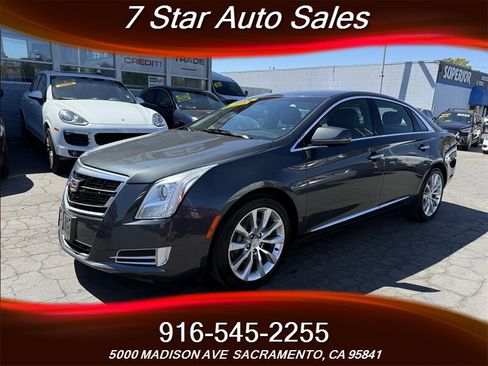 Used 2017 Cadillac XTS Luxury image 3