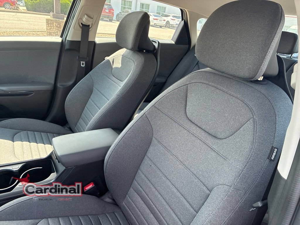 Used 2025 Kia K4 EX FWD image 12