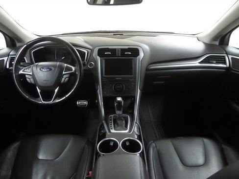 Used 2013 Ford Fusion Titanium image 9