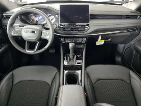 New 2026 Jeep Compass Latitude AWD/4WD image 18