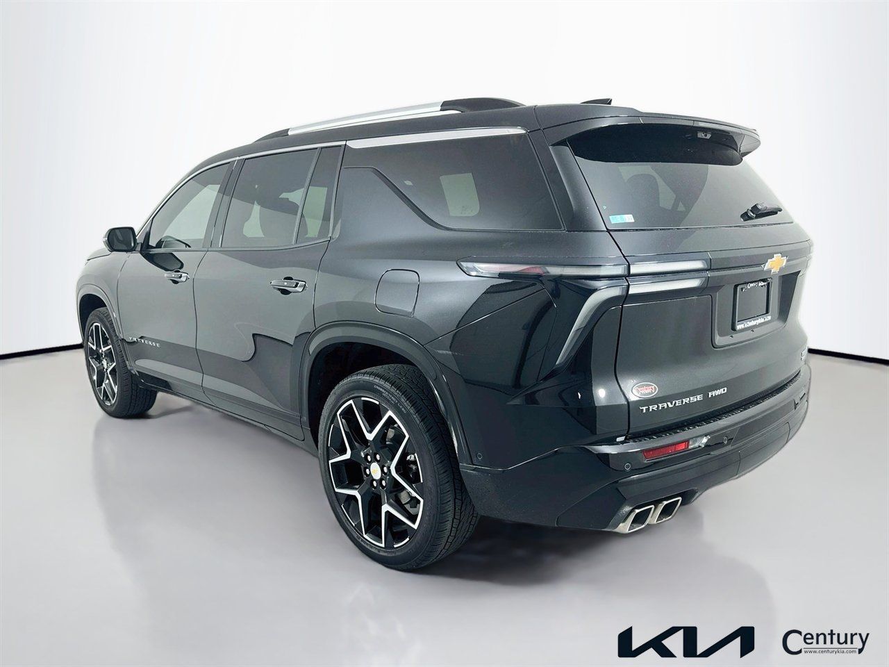 Used 2025 Chevrolet Traverse High Country AWD/4WD image 7