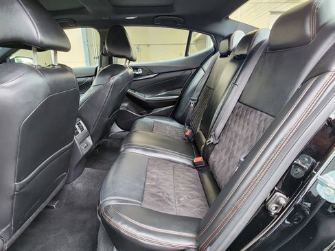 Used 2023 Nissan Maxima SR w/ Sport Mat Group FWD image 49