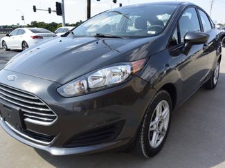 Used 2019 Ford Fiesta SE image 1
