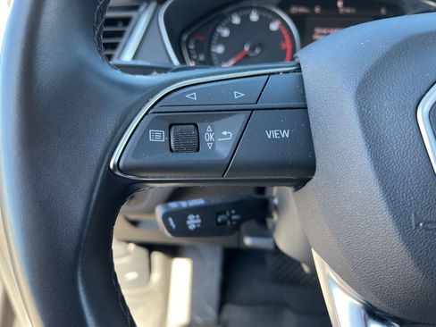 Used 2023 Audi Q5 2.0T Premium w/ Convenience Package image 21