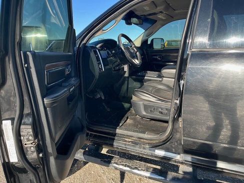 Used 2014 RAM 3500 Laramie w/ Black Appearance Group image 6