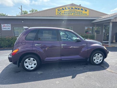 Used 2004 Chrysler PT Cruiser FWD image 4
