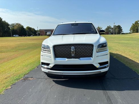 Used 2020 Lincoln Navigator L Reserve w/ Luxury Package AWD/4WD image 4