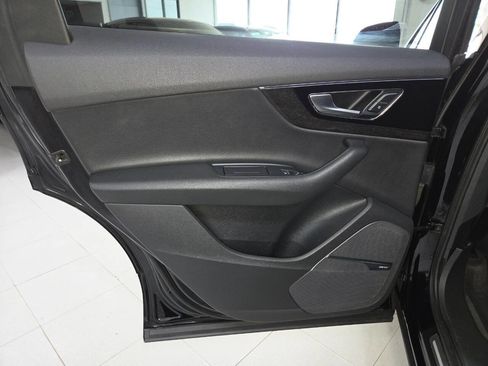 Used 2019 Audi Q7 3.0T Premium Plus AWD/4WD image 19