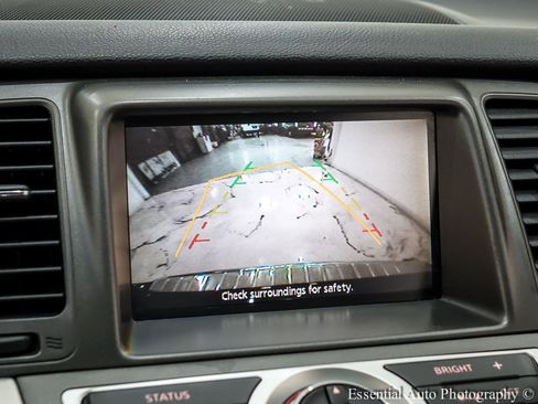 Used 2011 Nissan Murano SV AWD/4WD image 22