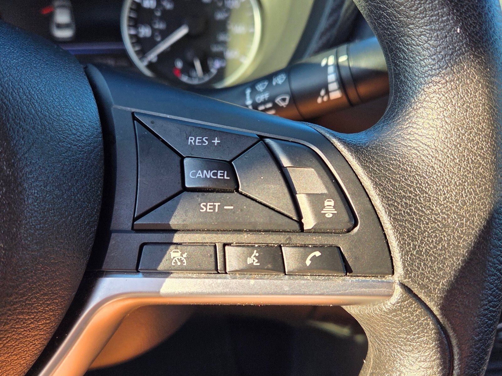 Used 2024 Nissan Sentra SV FWD image 26