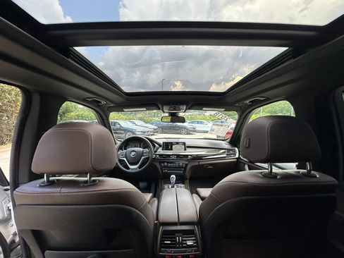 Used 2018 BMW X5 xDrive50i AWD/4WD image 43